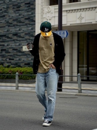 Olive Baseball Cap Outfits For Men: For a casual outfit with an urban twist, marry a black cardigan with an olive baseball cap. Feeling experimental? Change things up a bit by slipping into a pair of black and white canvas low top sneakers.