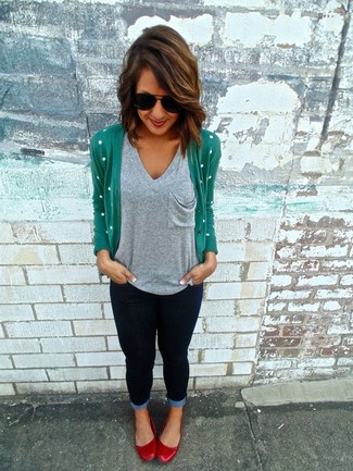 Women's Green Cardigan, Grey V-neck T-shirt, Navy Skinny Jeans, Red Leather Ballerina Shoes
