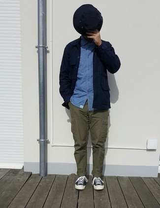 Navy Shirt Jacket with Denim Shirt Outfits For Men: 