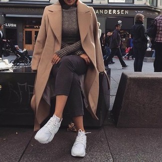 Dark Brown Turtleneck Outfits For Women: 