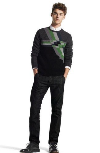 Grey Print Crew-neck Sweater Outfits For Men: Choose a grey print crew-neck sweater and charcoal chinos for both sharp and easy-to-style look. Introduce black leather derby shoes to the mix for an instant style lift.