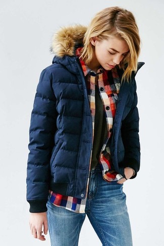 Navy Puffer Jacket with Dress Shirt Outfits For Women: 