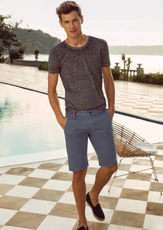 Charcoal Print Crew-neck T-shirt Outfits For Men: For an outfit that's super straightforward but can be worn in plenty of different ways, opt for a charcoal print crew-neck t-shirt and grey shorts. Navy suede espadrilles will give a touch of elegance to an otherwise utilitarian look.