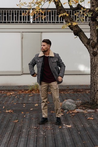 Khaki Cargo Pants Outfits: When the situation allows casual dressing, you can easily dress in a charcoal plaid wool shirt jacket and khaki cargo pants. For something more on the smart end to finish off your look, complete this ensemble with black leather derby shoes.