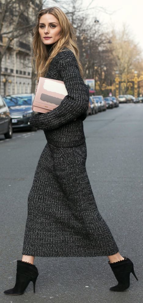 Olivia Palermo in the Tunic-Length Sweater