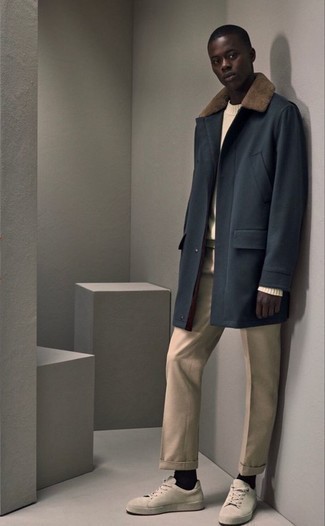 Blue Fur Collar Coat Outfits For Men: 