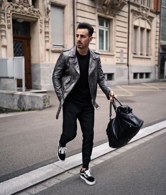 Black Leather Duffle Bag Outfits For Men: 