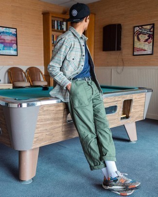 Mint Chinos Casual Outfits: 