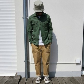 Grey Bucket Hat Outfits For Men: 
