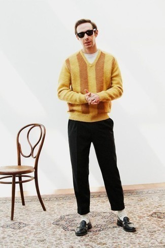 Yellow V-neck Sweater Outfits For Men: 