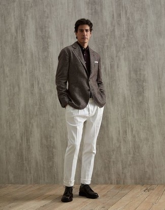 White Chinos with Blazer Outfits: 