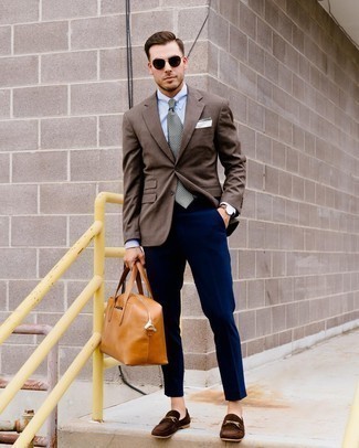 Olive Paisley Tie Outfits For Men: 