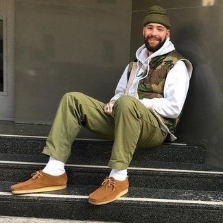 Men's Brown Suede Desert Boots, Olive Chinos, White Print Hoodie, Olive Camouflage Gilet