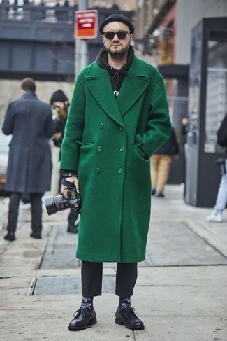 Green Overcoat Outfits: 
