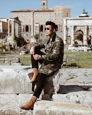 Olive Camouflage Trenchcoat Outfits For Men: 