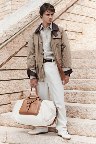 White Canvas Duffle Bag Outfits For Men: 