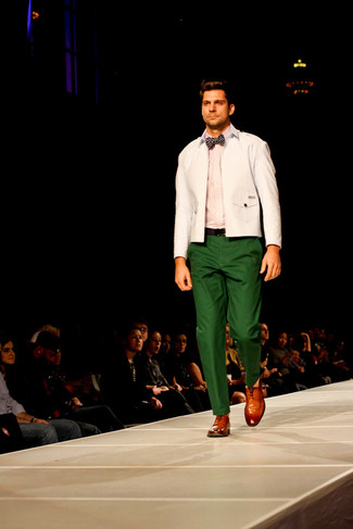 Men's Tan Leather Oxford Shoes, Green Chinos, Pink Gingham Long Sleeve Shirt, White Blazer