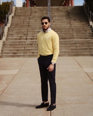 Yellow Crew-neck Sweater with Loafers Outfits For Men: 