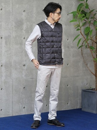 Black Quilted Gilet Outfits For Men: 