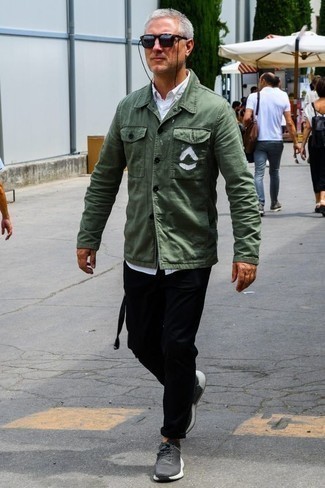 Dark Green Shirt Jacket Outfits For Men After 40: 