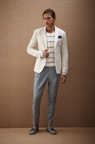 Grey Canvas Loafers Outfits For Men: 