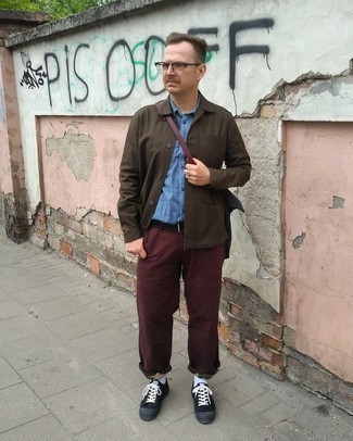 Burgundy Chinos with Low Top Sneakers Outfits: 