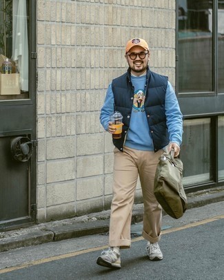 Light Blue Print Sweatshirt Outfits For Men: 