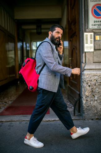 Red Canvas Backpack Outfits For Men: 