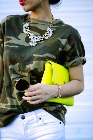 Olive Camouflage Crew-neck T-shirt Outfits For Women: 