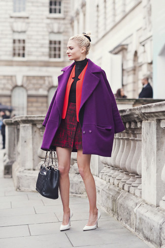 Consider teaming a violet coat with a red tweed mini skirt and you'll be ready for wherever the day takes you. Give this outfit an element of refinement by wearing a pair of white leather pumps.