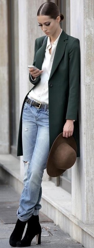 Olive Coat Outfits For Women: If you enjoy the comfort look, wear an olive coat with light blue ripped boyfriend jeans. Black suede ankle boots introduce a sophisticated aesthetic to the outfit.