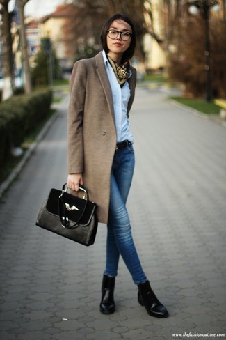 Blue Pants with Brown Coat Outfits For Women (39 ideas & outfits