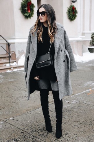 Black Oversized Sweater Outfits: A black oversized sweater and grey skinny jeans are a great getup to incorporate into your daily rotation. Black suede over the knee boots are guaranteed to breathe a dose of elegance into this outfit.