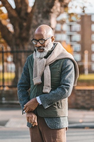 Beige Crew-neck Sweater with Grey Herringbone Wool Blazer Smart Casual Outfits For Men: 