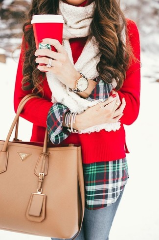 Tan Leather Tote Bag Outfits: Go for a simple yet casual and cool outfit by wearing a red crew-neck sweater and a tan leather tote bag.
