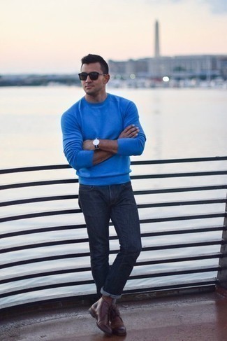 Navy Canvas Watch Outfits For Men: A blue crew-neck sweater and a navy canvas watch are the kind of a never-failing off-duty ensemble that you so terribly need when you have no extra time. For extra style points, complement your ensemble with a pair of brown leather desert boots.