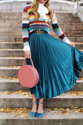 Multi colored Horizontal Striped Crew-neck Sweater Outfits For Women: Why not wear a multi colored horizontal striped crew-neck sweater and an aquamarine pleated midi skirt? These two items are very practical and will look good when combined together. Wondering how to round off? Complete this look with a pair of aquamarine suede pumps to amp up the chic factor.