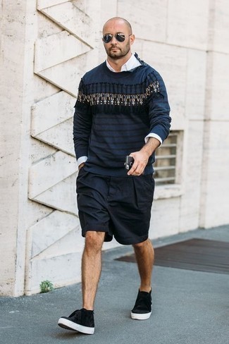 Blue Print Crew-neck Sweater Outfits For Men: This laid-back combo of a blue print crew-neck sweater and navy shorts couldn't possibly come across other than incredibly stylish. Black suede desert boots will give a touch of polish to an otherwise mostly dressed-down outfit.