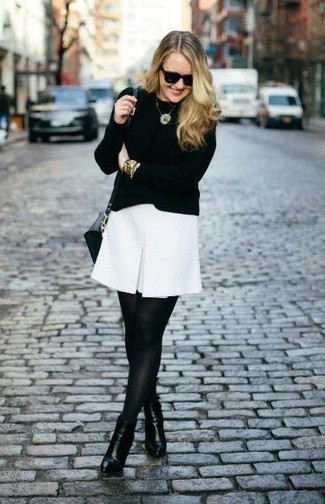 Black Tights with White Dress Smart Casual Spring Outfits In Their 30s (11  ideas & outfits)