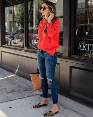 Navy Ripped Skinny Jeans Outfits: A red crew-neck sweater and navy ripped skinny jeans are the ideal way to introduce extra cool into your day-to-day collection. And if you want to immediately kick up your outfit with a pair of shoes, introduce tan leopard calf hair loafers to your getup.