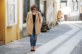Brown Blazer with Pumps Outfits: 