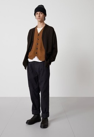 Brown Sweater Vest Outfits For Men: 