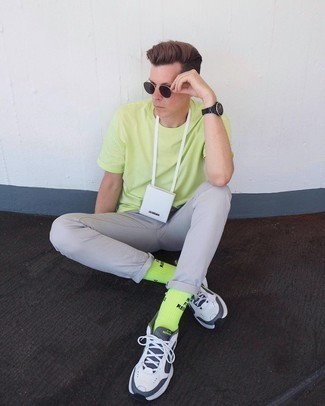 Green-Yellow Print Socks Outfits For Men: Wear a green-yellow crew-neck t-shirt with green-yellow print socks if you want to look casually cool without much effort. With shoes, you could take a classier route with white athletic shoes.