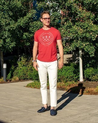 Navy Driving Shoes Outfits For Men: A red and white print crew-neck t-shirt and white chinos are a combo that every smart gentleman should have in his casual sartorial collection. And if you want to effortlessly spruce up your outfit with shoes, why not complement this look with a pair of navy driving shoes?