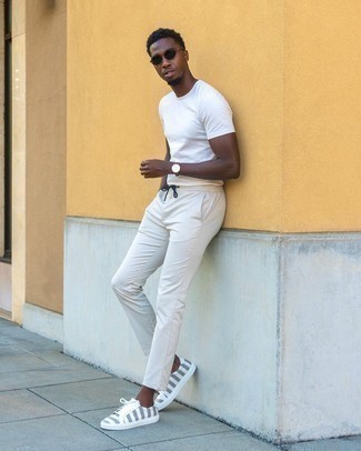 40 Outfits To Wear With White Shoes For Men and Women - The Shoe Box NYC