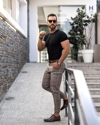 Men's Black Crew-neck T-shirt, Brown Plaid Chinos, Dark Brown Leather Oxford Shoes, Brown Leather Belt