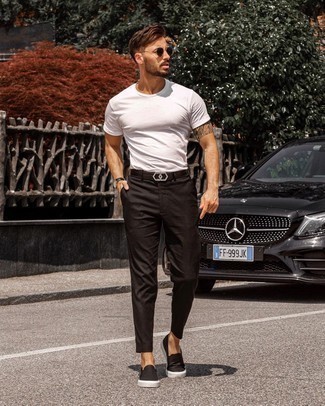 Black Chinos Hot Weather Outfits: Consider teaming a white crew-neck t-shirt with black chinos for an effortless kind of class. Black leather slip-on sneakers tie the look together.