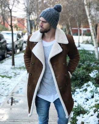 Charcoal Knit Beanie Outfits For Men: 
