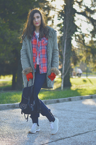 Red Wool Gloves Outfits For Women: 
