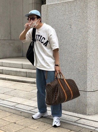Brown Leather Duffle Bag Outfits For Men: Why not consider pairing a white and black print crew-neck t-shirt with a brown leather duffle bag? These pieces are super functional and will look amazing when paired together. A cool pair of white athletic shoes is the most effective way to upgrade this look.